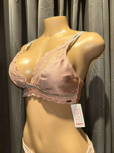 Conjunto De Lenceria Soutien Y Bombacha Kaury 8095