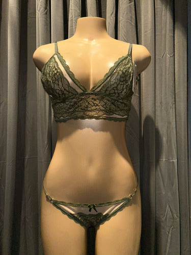 Conjunto De Lenceria Soutien Y Bombacha Kaury 7070
