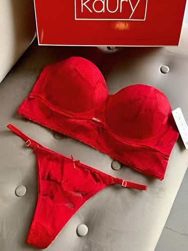 Conjunto De Lenceria Soutien Y Bombacha Kaury 8140