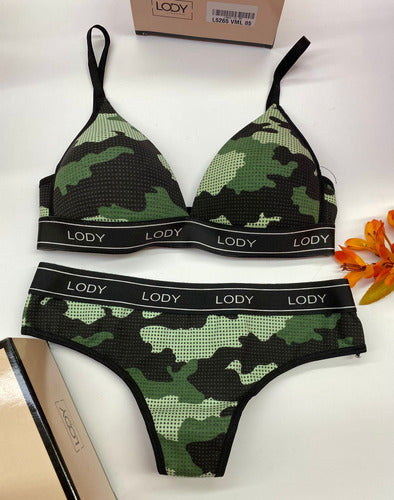 Conjunto De Lenceria Soutien Y Bombacha Lody 5265