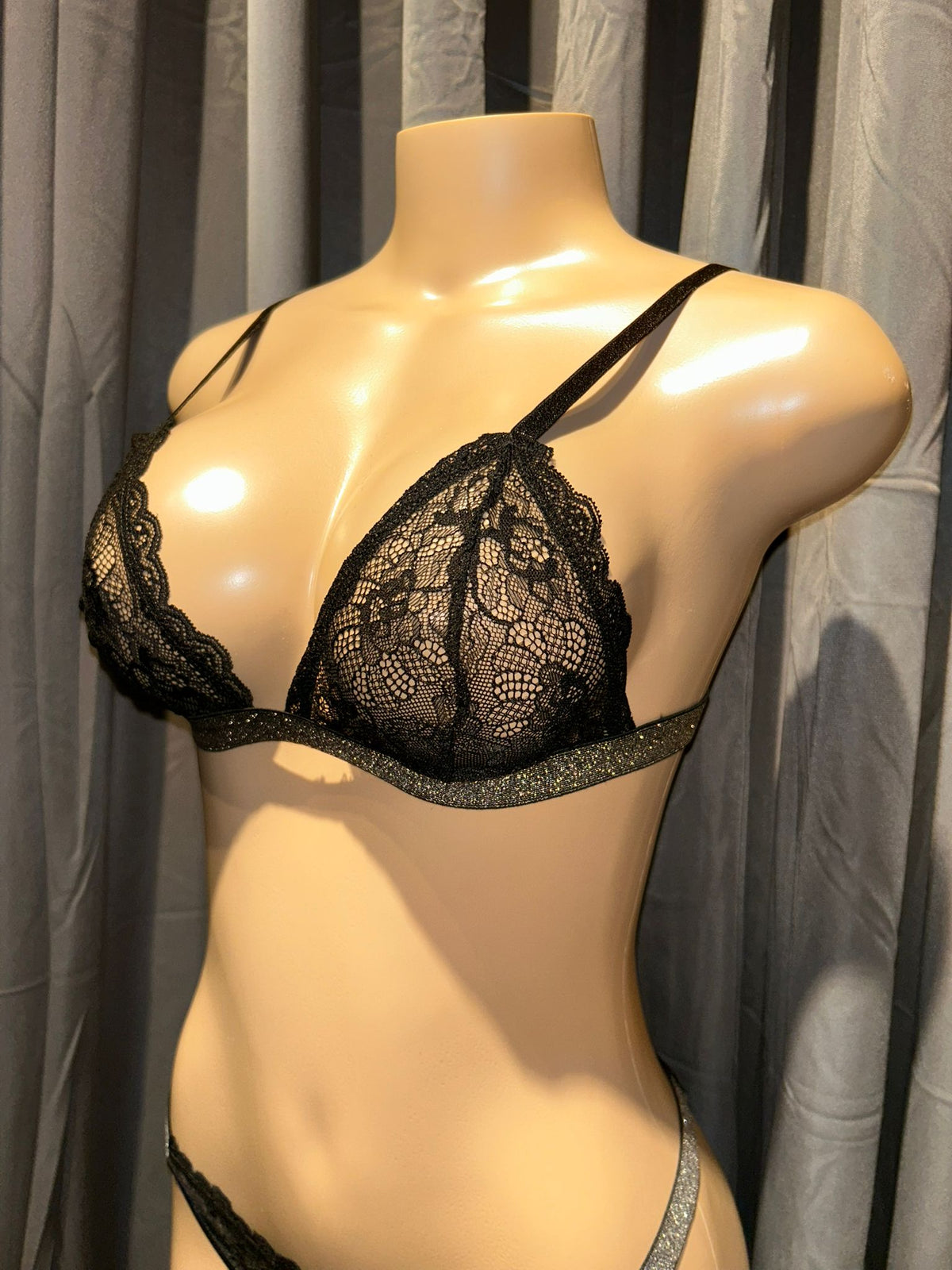 Conjunto De Lenceria Soutien Y Bombacha Lody 5313