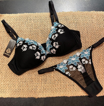 Conjunto De Lenceria Soutien Y Bombacha Andressa 5695