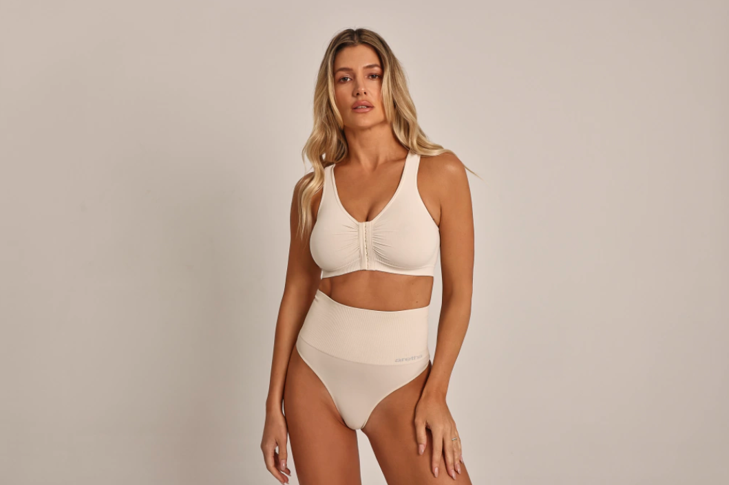 Bombacha Trusa - Less Modelante Sin Costuras Aretha 555