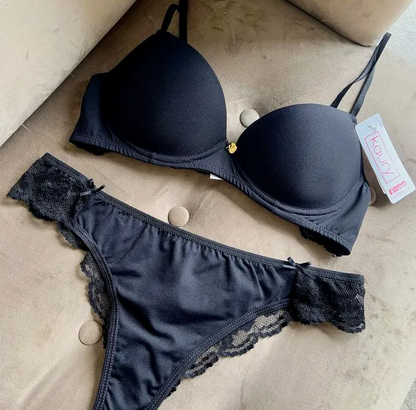 Conjunto De Soutien Y Bombacha Con Puntilla Kaury 8136