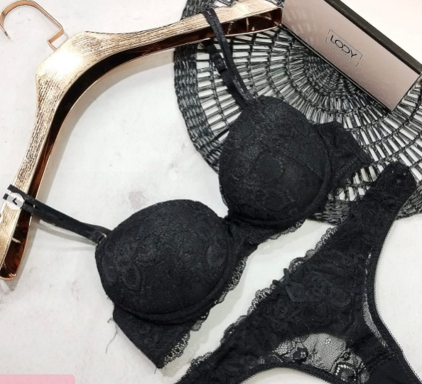 Conjunto De Lencería Soutien Y Less Lody 5249