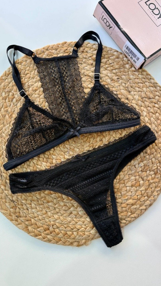 Conjunto De Lenceria Soutien Y Bombacha Lody 5254